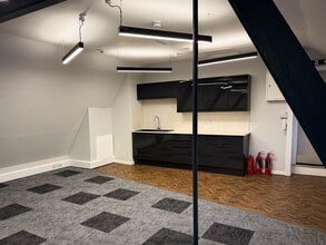 2-6 The Broadway, Nottingham to rent Interior Photo- Image 2 of 5