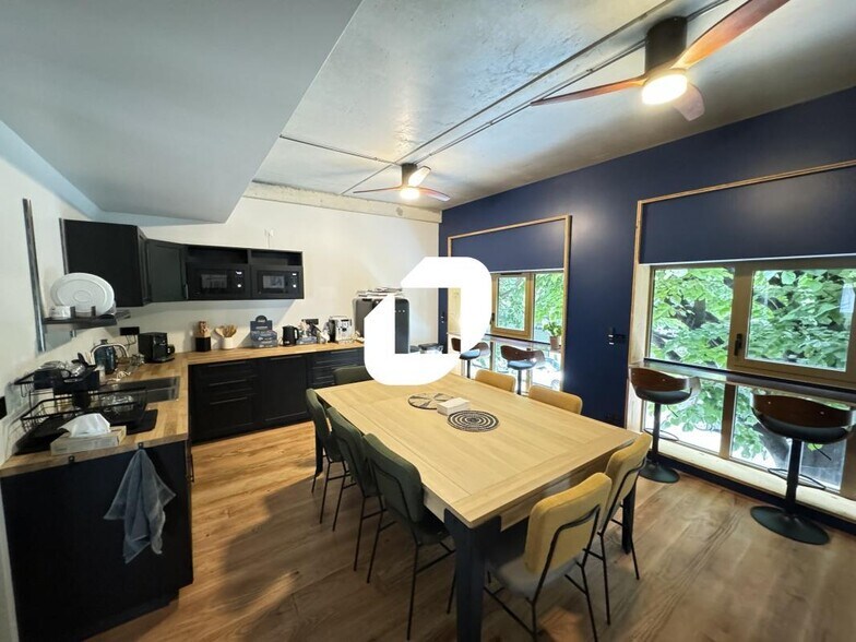 Office in Ivry-sur-Seine to rent - Interior Photo - Image 3 of 6