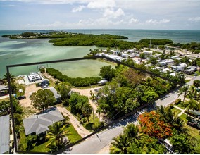 453-457, 543 11th St, Marathon, FL for sale Primary Photo- Image 1 of 1