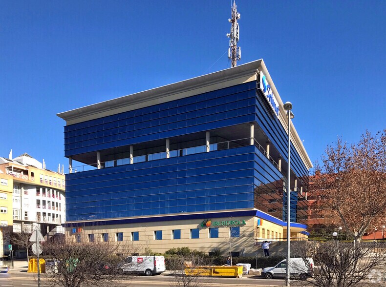 Calle Berna, 1, Toledo, Toledo to rent - Building Photo - Image 2 of 2