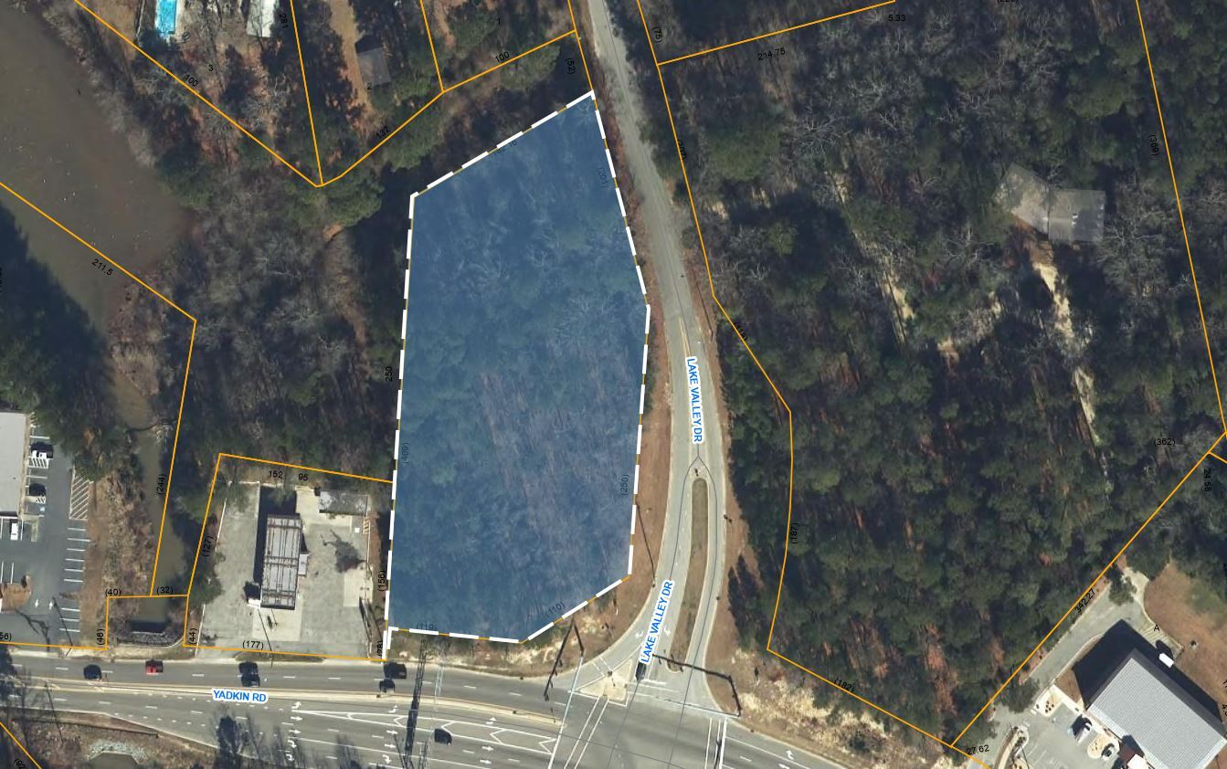Yadkin -1, Fayetteville, NC for sale Primary Photo- Image 1 of 5