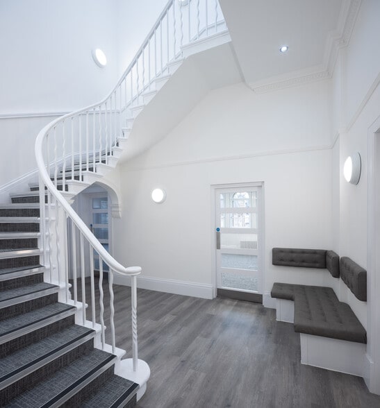 2-10 Gordon St, Glasgow to rent - Building Photo - Image 2 of 4