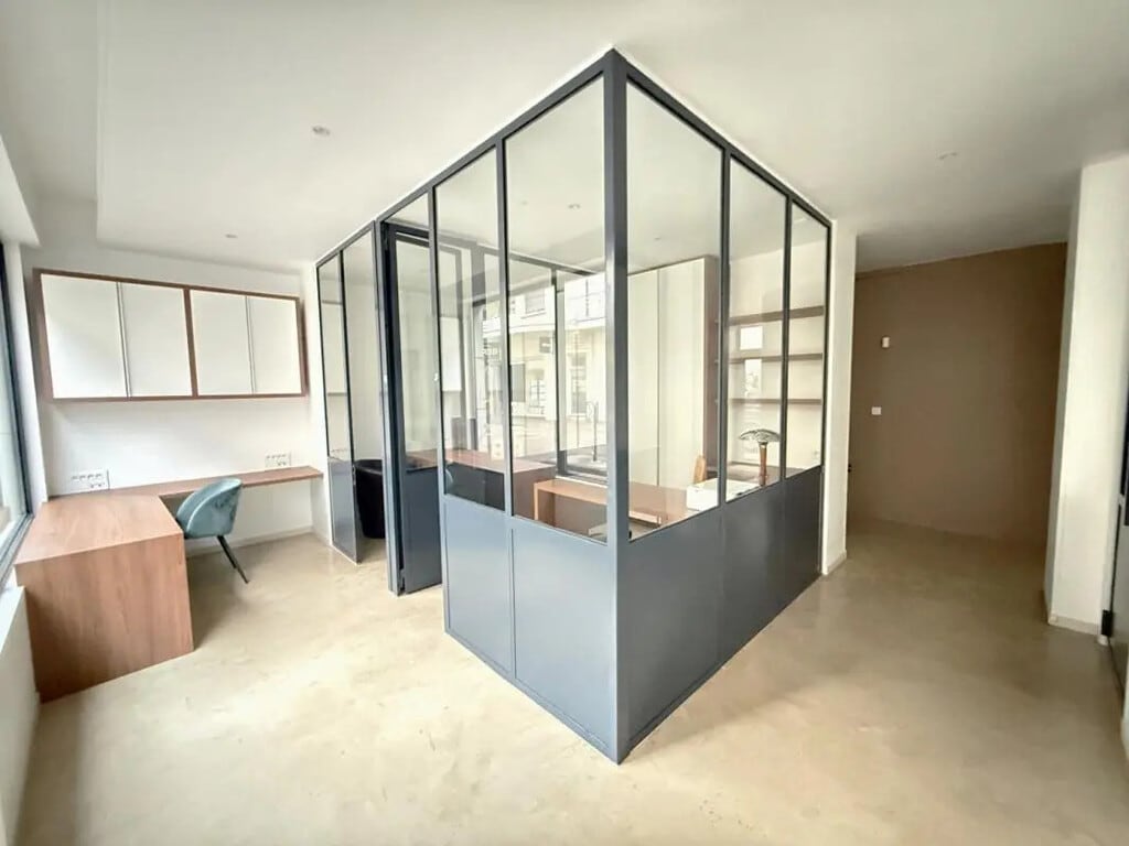 Location Commerce 79 m² - Photo 1