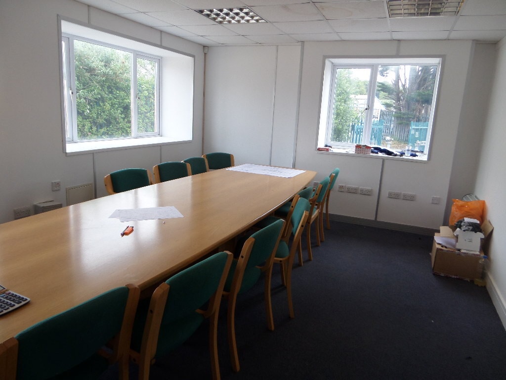 Litchard Industrial Estate, Bridgend to rent Interior Photo- Image 1 of 3