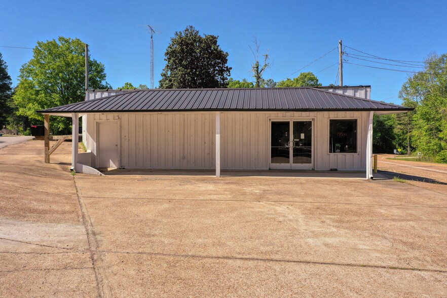 13700 Hwy 70, Huntingdon, TN for sale - Building Photo - Image 1 of 1