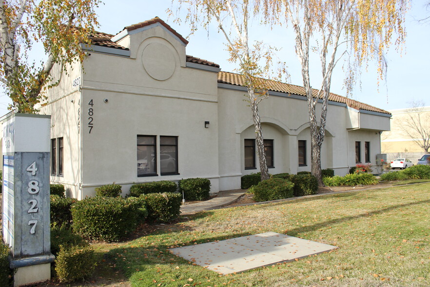 4827 Laguna Park Dr, Elk Grove, CA for sale - Building Photo - Image 1 of 12