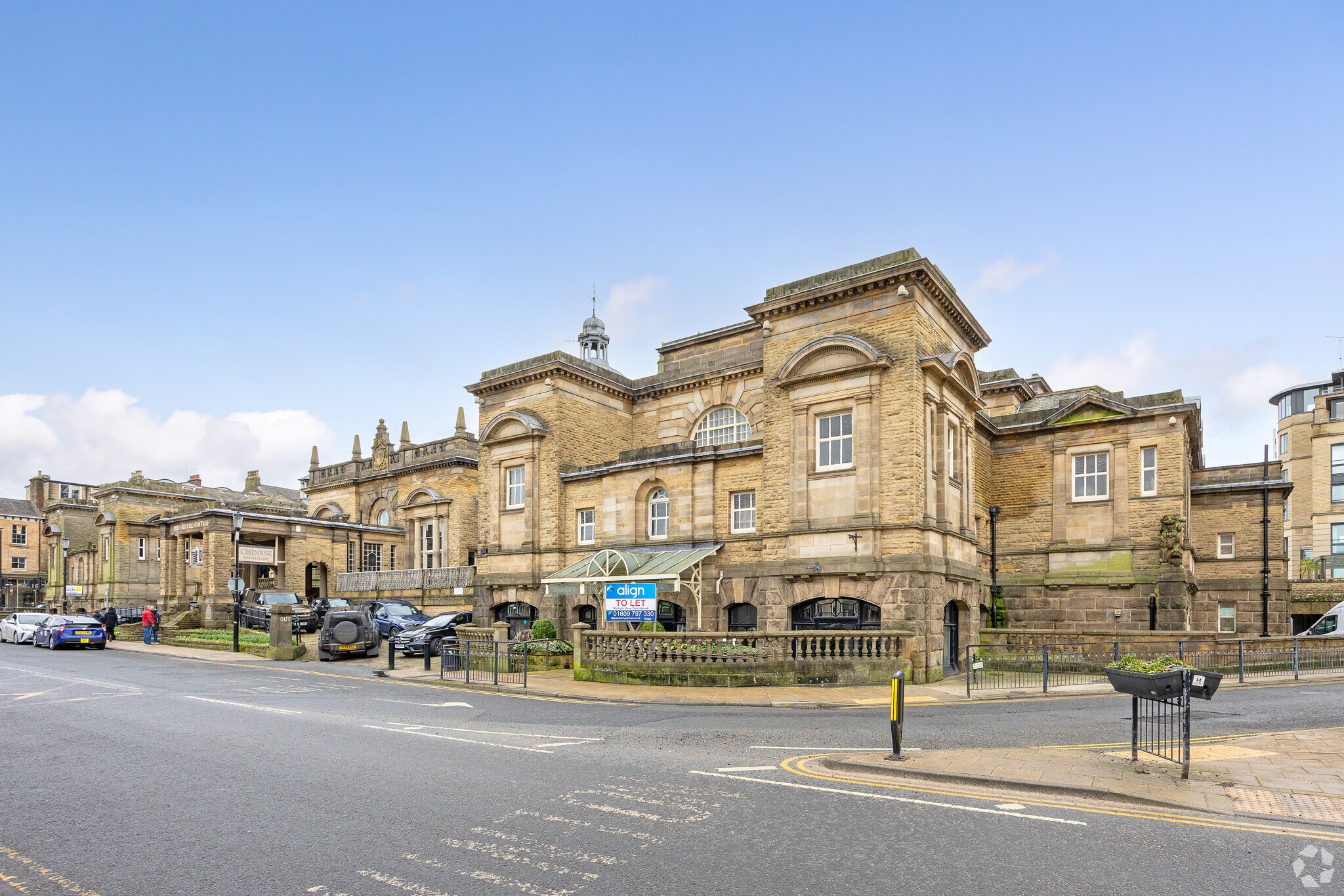 Crescent Rd, Harrogate to rent Primary Photo- Image 1 of 14