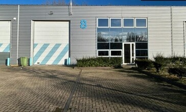 Birch, Swindon to rent Building Photo- Image 1 of 1