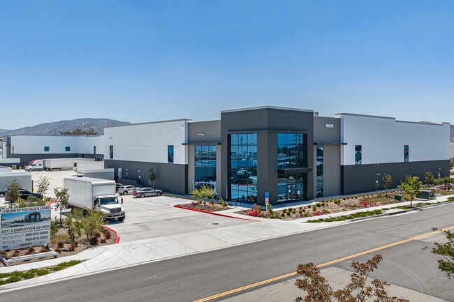 More details for 11179 Banana Ave, Fontana, CA - Industrial to Rent
