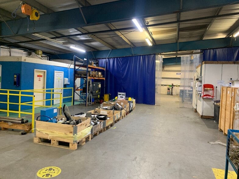 Fowler Rd, Broughty Ferry to rent - Building Photo - Image 2 of 6