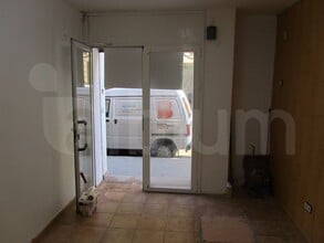 Retail in Barcelona, Barcelona to rent Interior Photo- Image 2 of 8