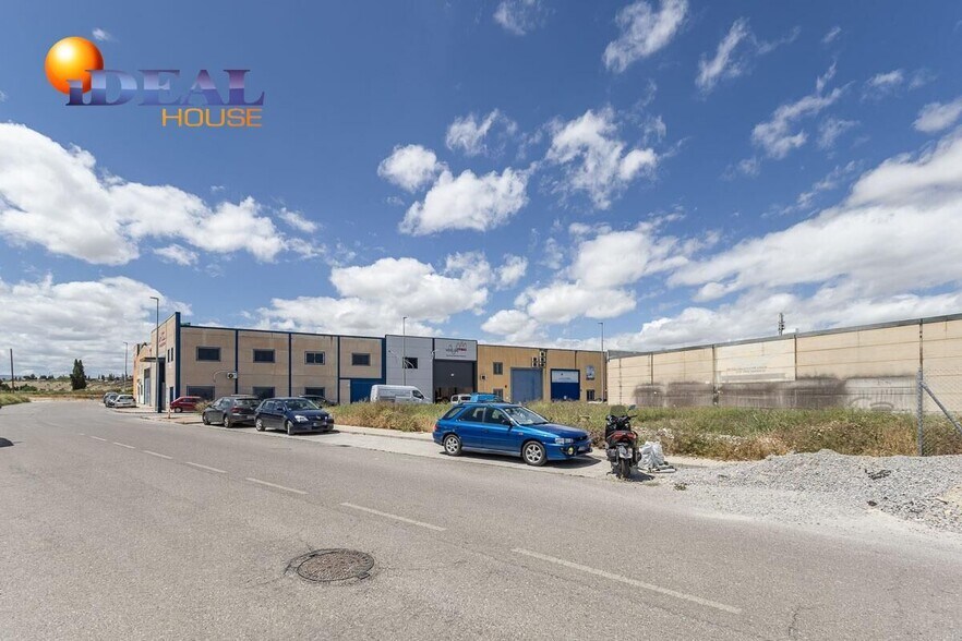 Paseo de las Andas, 9, Las Gabias, Granada for sale - Building Photo - Image 2 of 14