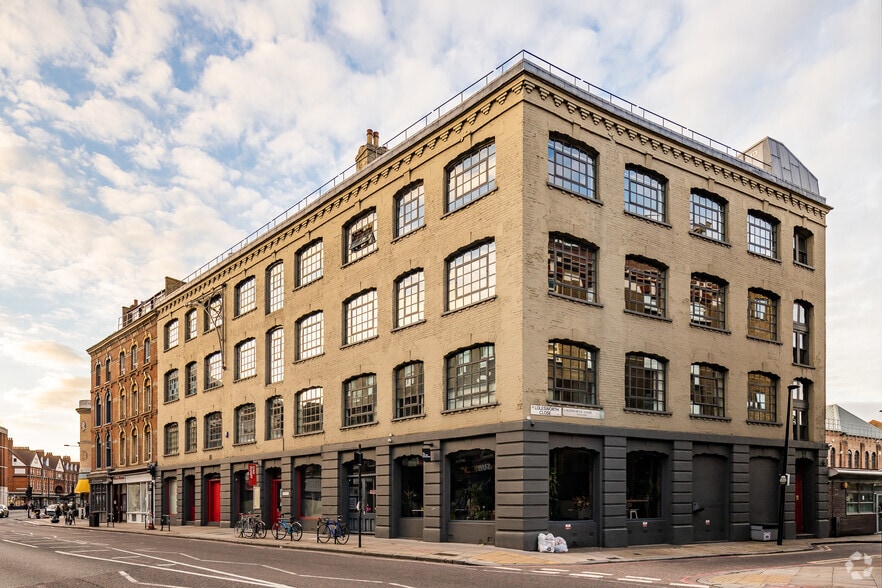 64-68 Commercial St, London to rent - Building Photo - Image 2 of 3