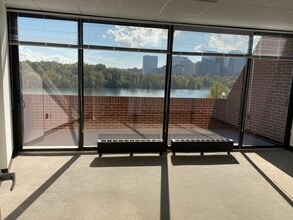 1100 H St NW, Washington, DC to rent Interior Photo- Image 2 of 11