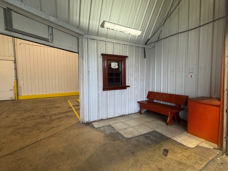 2501 W Military Hwy, McAllen, TX for rent - Building Photo - Image 3 of 6