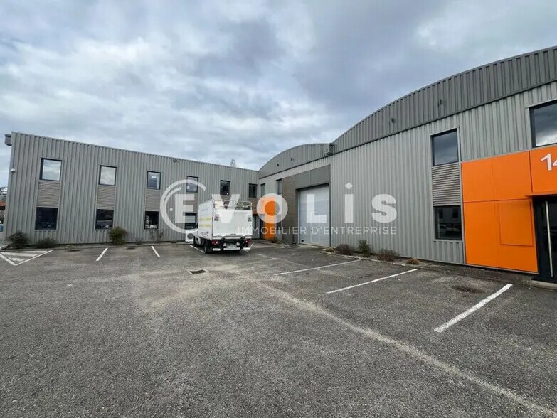 1-13 Chemin De L'Industrie, Dardilly to rent - Building Photo - Image 1 of 7