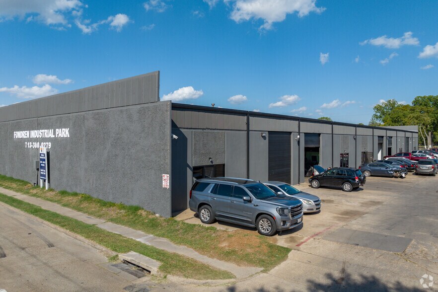 13401-13417 Fondren Rd, Houston, TX to rent - Building Photo - Image 1 of 20