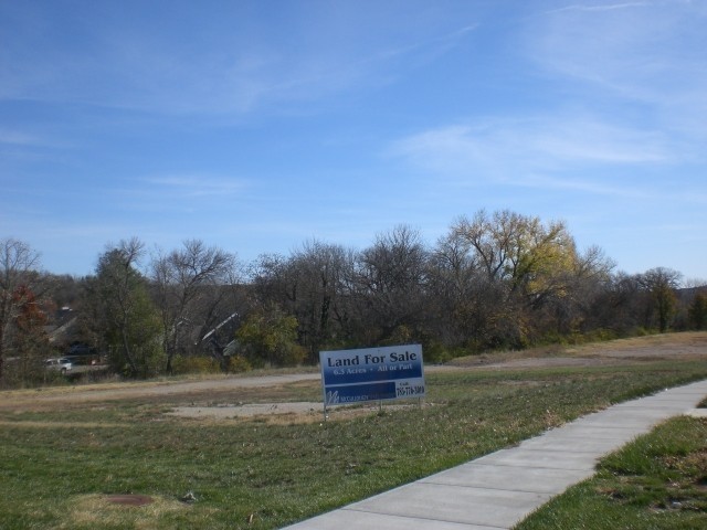 2711 Anderson St, Manhattan, KS for sale - Building Photo - Image 1 of 2