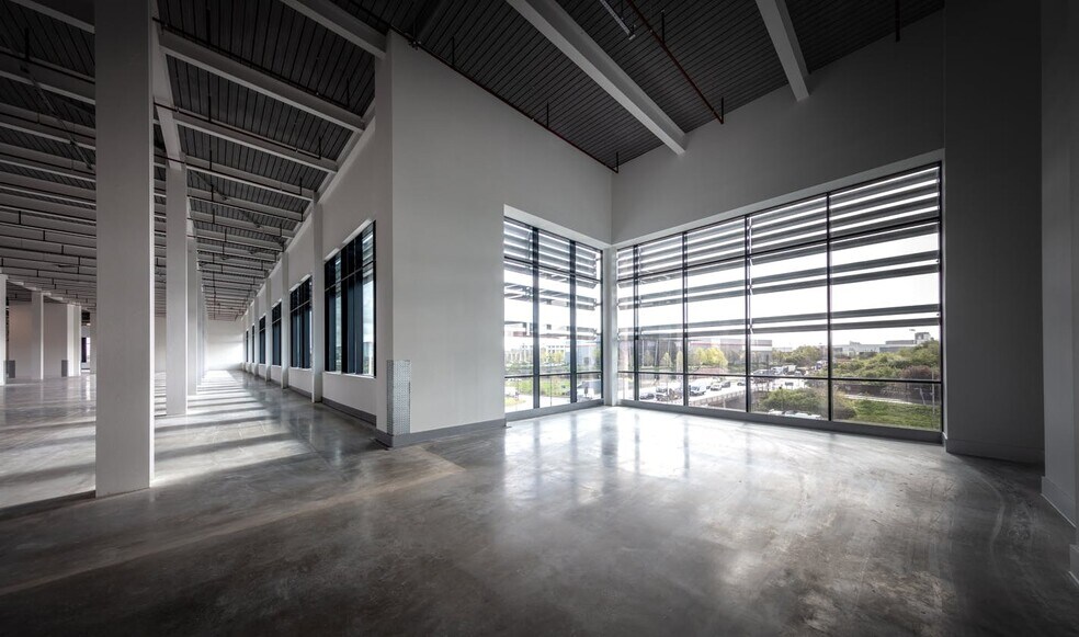 Segro V-Park Grand Union, Wembley to rent - Building Photo - Image 2 of 12