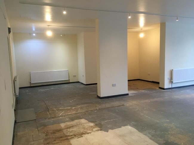 More details for 14-16 Front St, Stanley - Retail to Rent