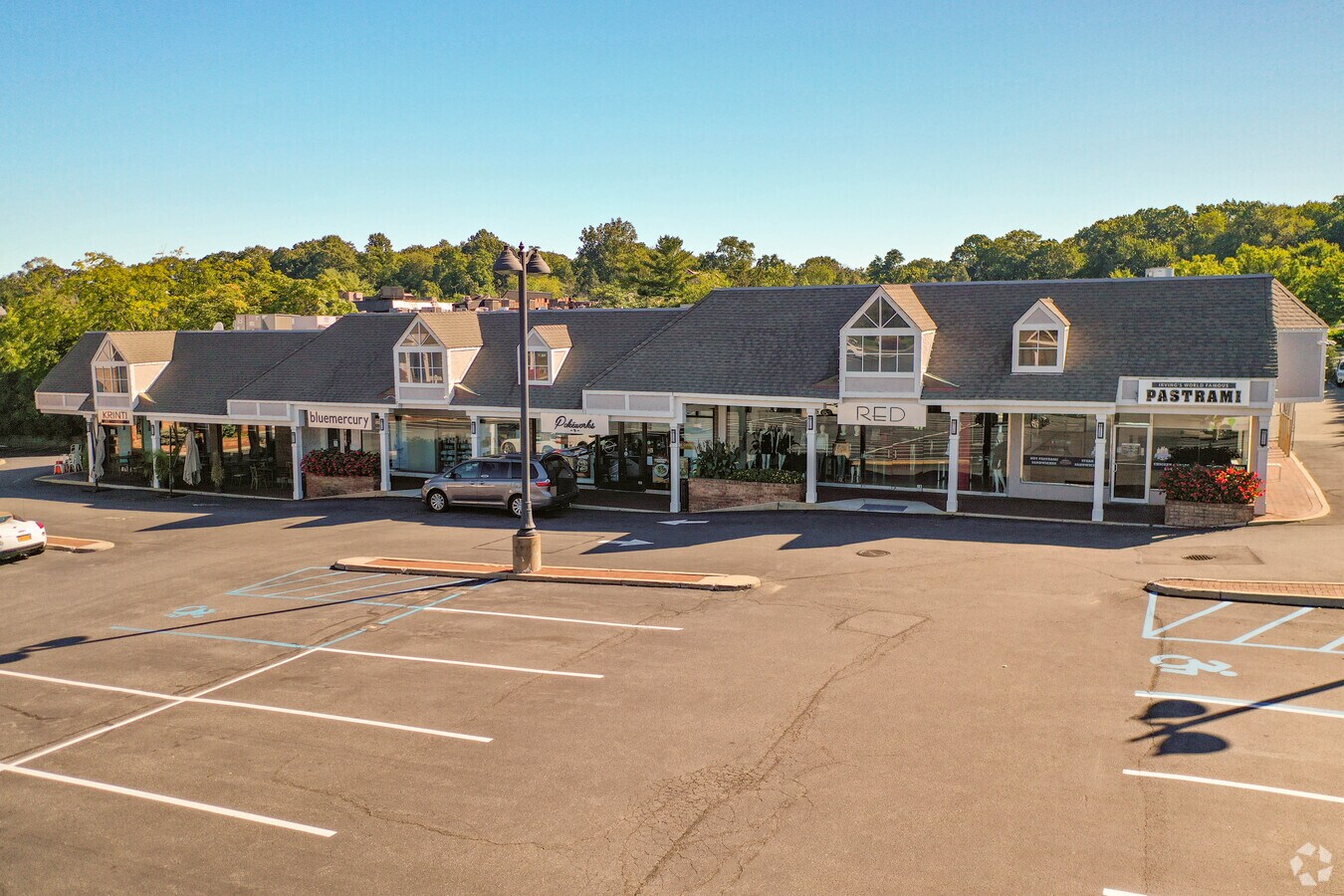 8285 Jericho Tpke, Woodbury 11797