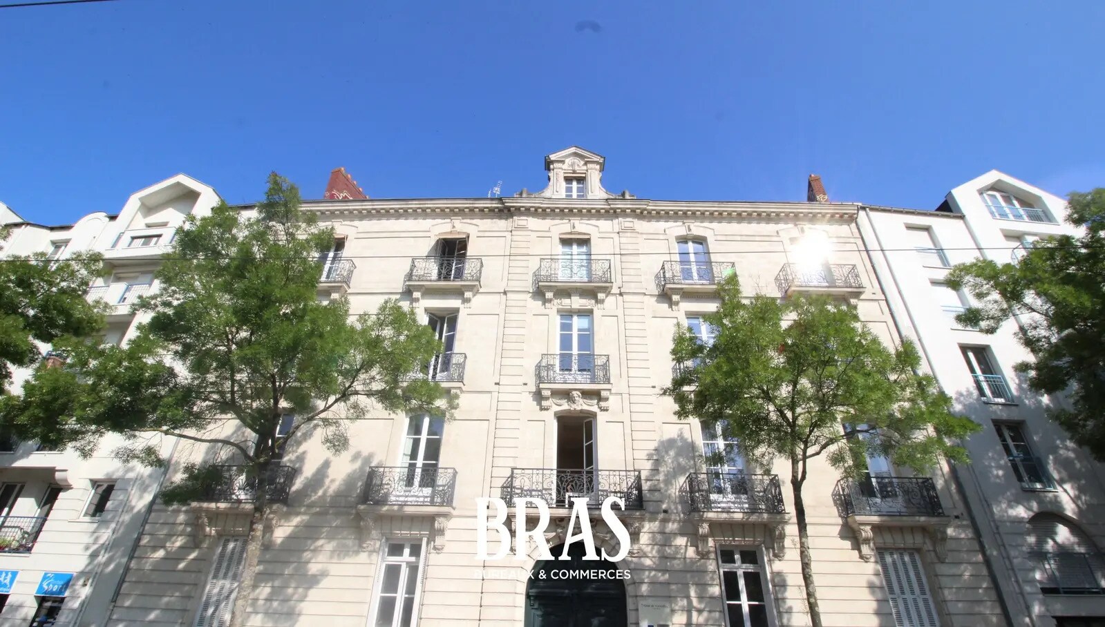 Office in Nantes to rent Building Photo- Image 1 of 8