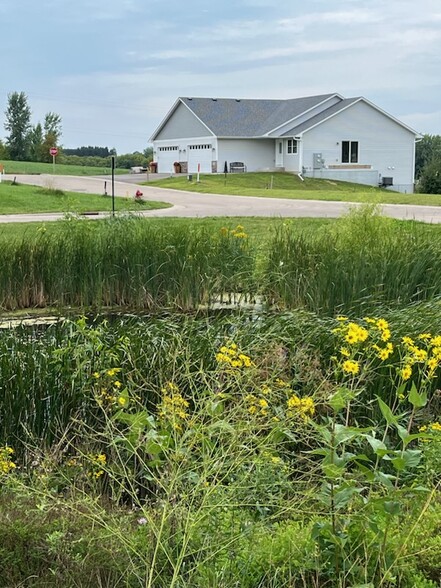 685 Heritage Ln, Hammond, WI for sale - Building Photo - Image 1 of 6