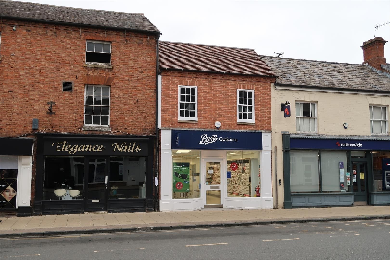 36 Wood St, Stratford Upon Avon for sale Primary Photo- Image 1 of 6