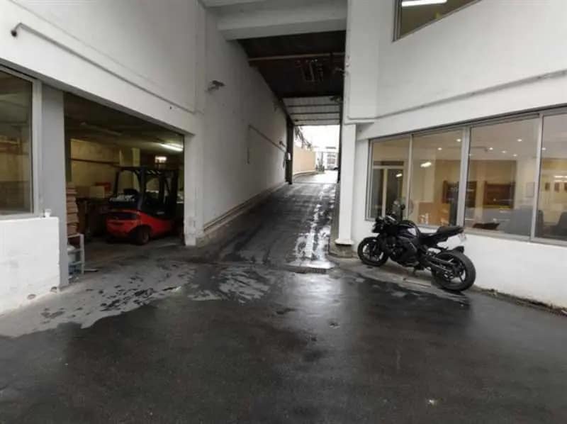 Light Industrial in Courbevoie for sale Building Photo- Image 1 of 16