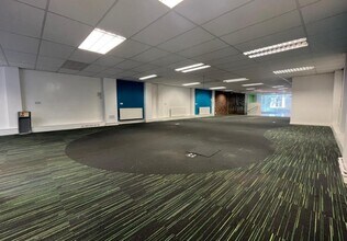 36-38 High St, Ashford to rent Interior Photo- Image 2 of 3