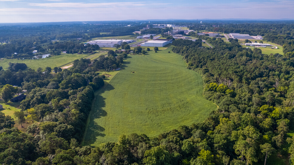 1585 Railroad Ave, Albertville, AL for sale - Primary Photo - Image 1 of 1