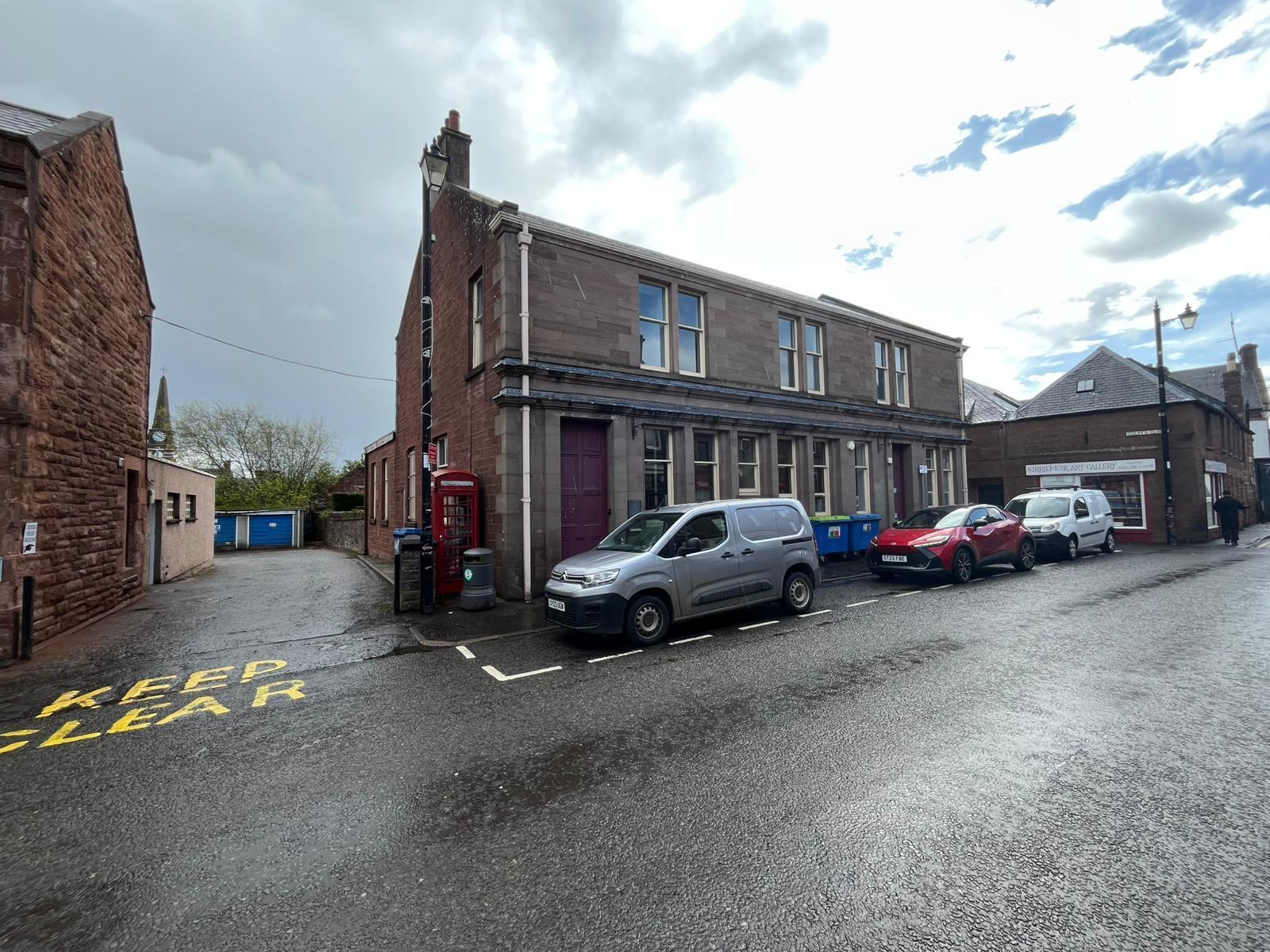 9-11 Reform St, Kirriemuir to rent Primary Photo- Image 1 of 3