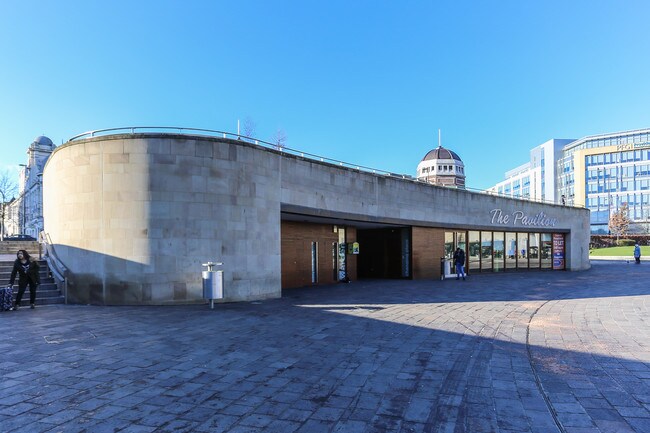 More details for 4 Goodwin St, Bradford - Retail to Rent