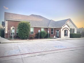 200 W J Boaz Rd, Saginaw, TX for rent Building Photo- Image 1 of 7