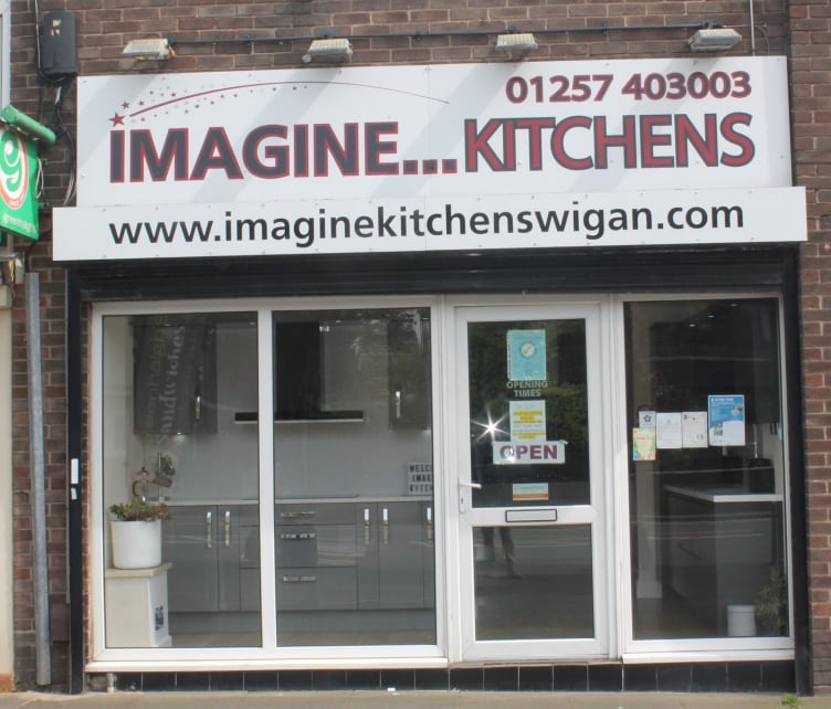 2A-2G Gathurst Ln, Wigan for sale Building Photo- Image 1 of 1