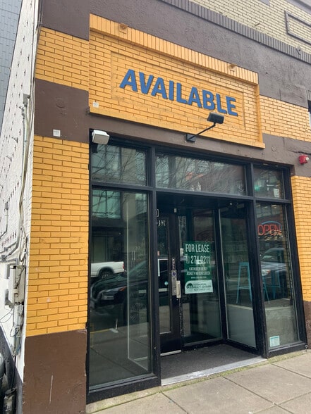 100-110 NW 10th Ave, Portland, OR for sale - Building Photo - Image 1 of 1