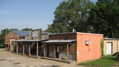 420 E Commerce St, Buffalo, TX for sale Primary Photo- Image 1 of 1