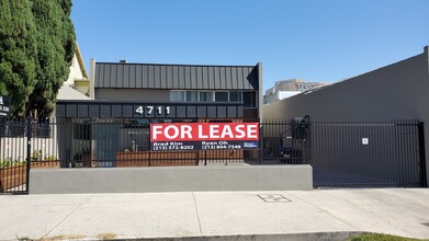 4711 Oakwood Ave, Los Angeles, CA for rent Building Photo- Image 1 of 23