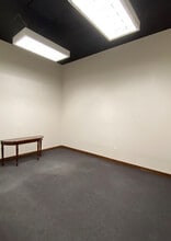 60 Village Ln, Colleyville, TX to rent Interior Photo- Image 2 of 10