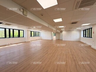 More details for 12 Rue Du Fort De Saint-Cyr, Montigny-le-Bretonneux - Office to Rent