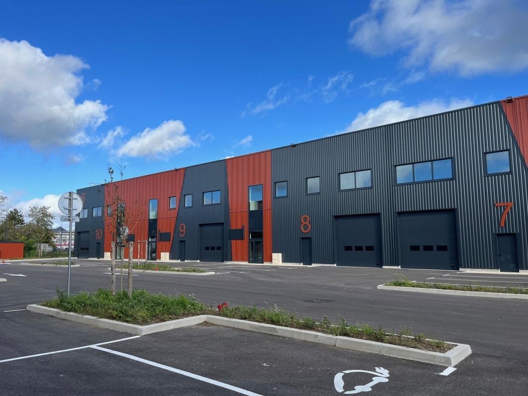 6 Avenue Du Vert Galant, SAINT-OUEN-L'AUMONE to rent Building Photo- Image 1 of 13