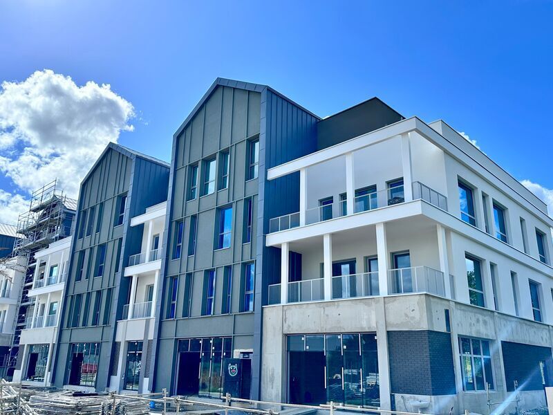 Office in Serris for sale Building Photo- Image 1 of 16