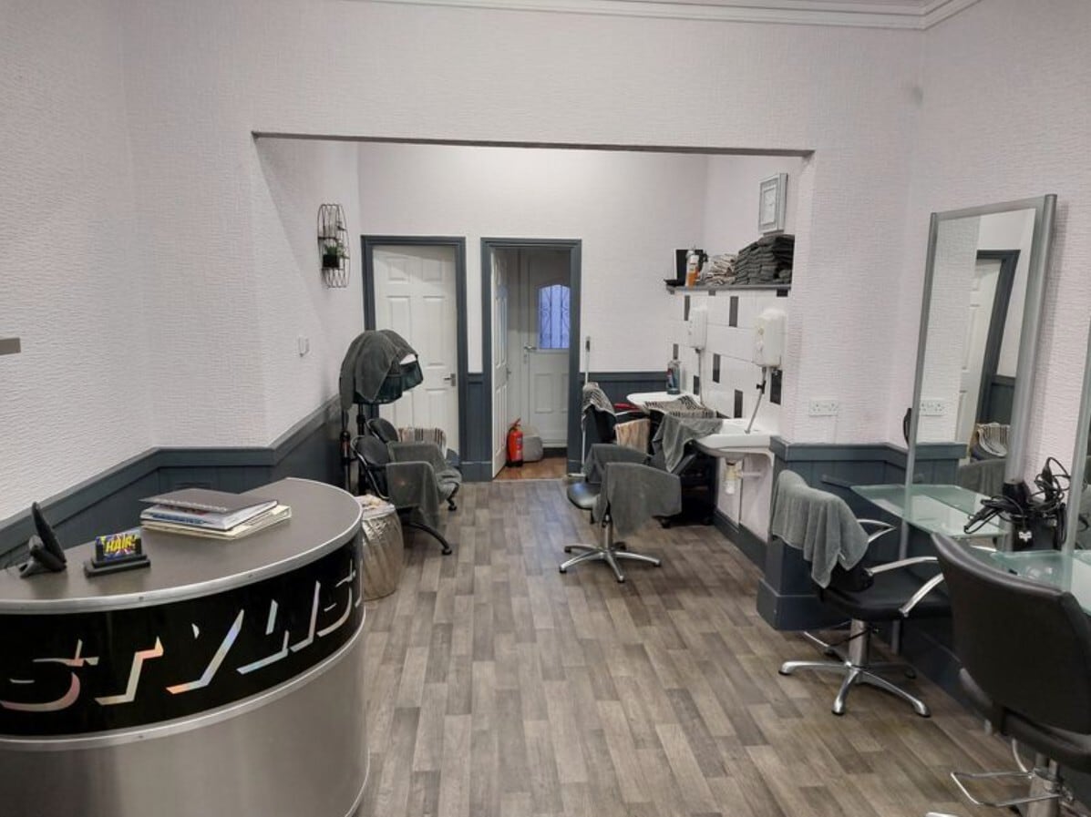 187 Burton Stone Ln, York for sale Interior Photo- Image 1 of 2