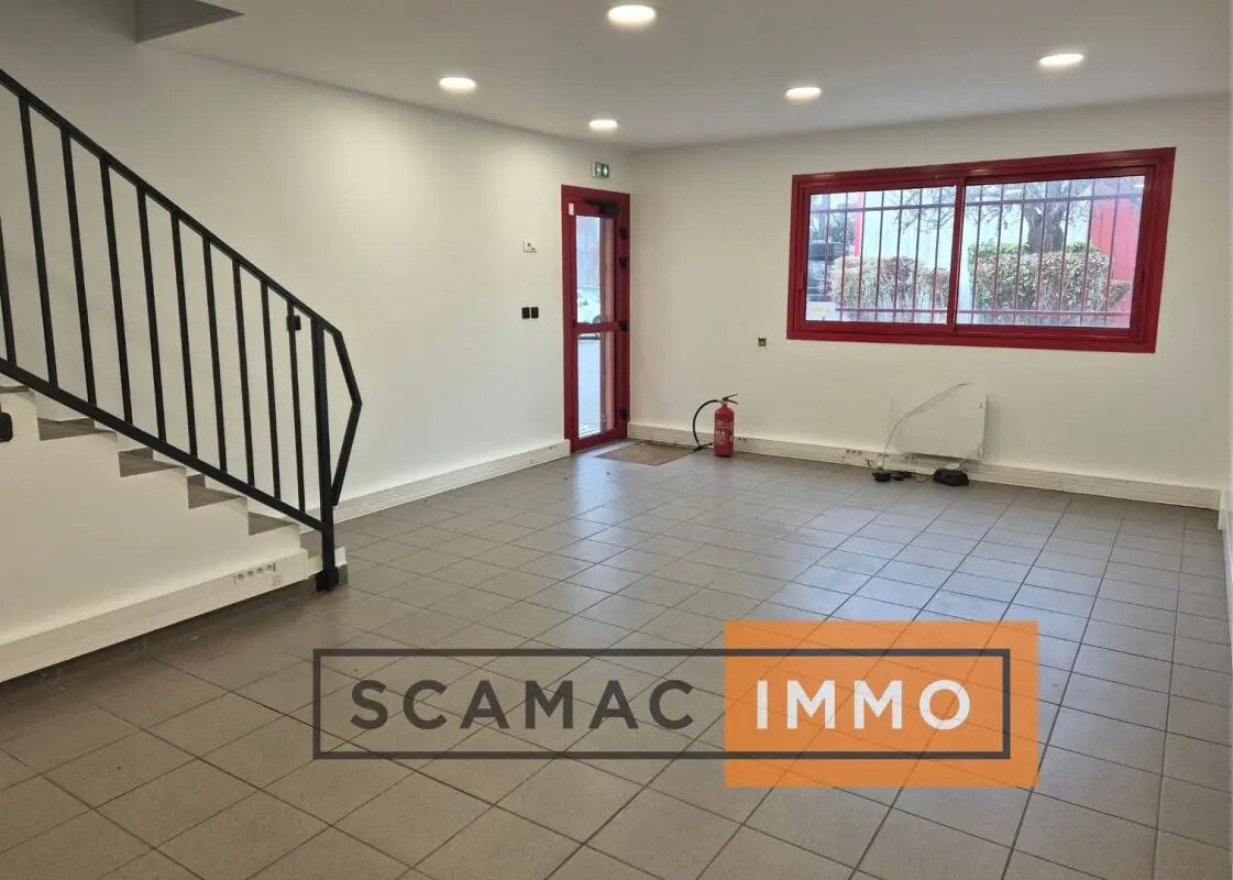 Office in Mitry-Mory to rent Building Photo- Image 1 of 6