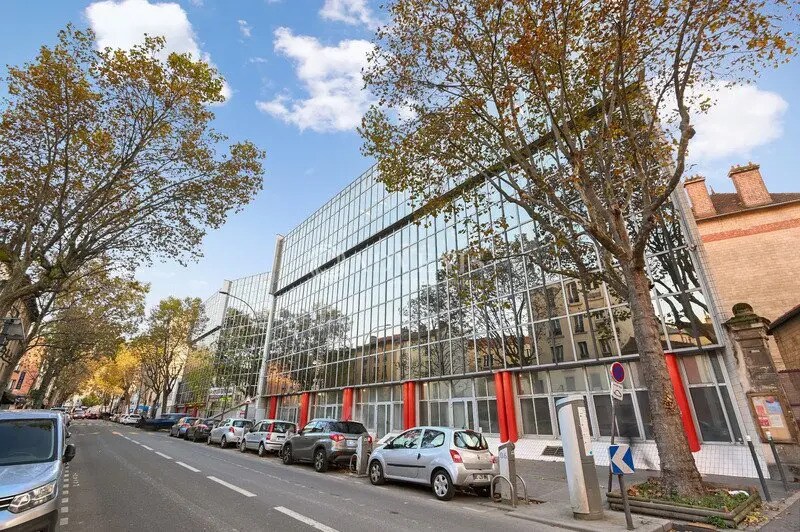 Office in Saint-Ouen-sur-Seine to rent Building Photo- Image 1 of 13