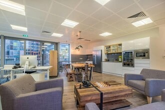 5-7 St Helen's Pl, London to rent Interior Photo- Image 1 of 5