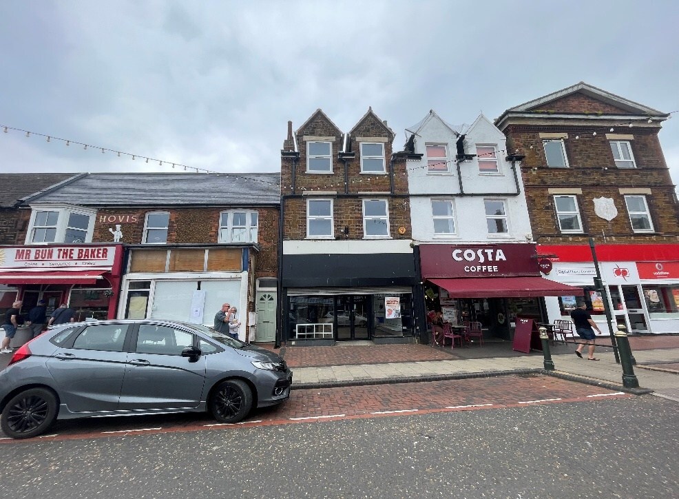 28 High St, Hunstanton for sale Primary Photo- Image 1 of 2