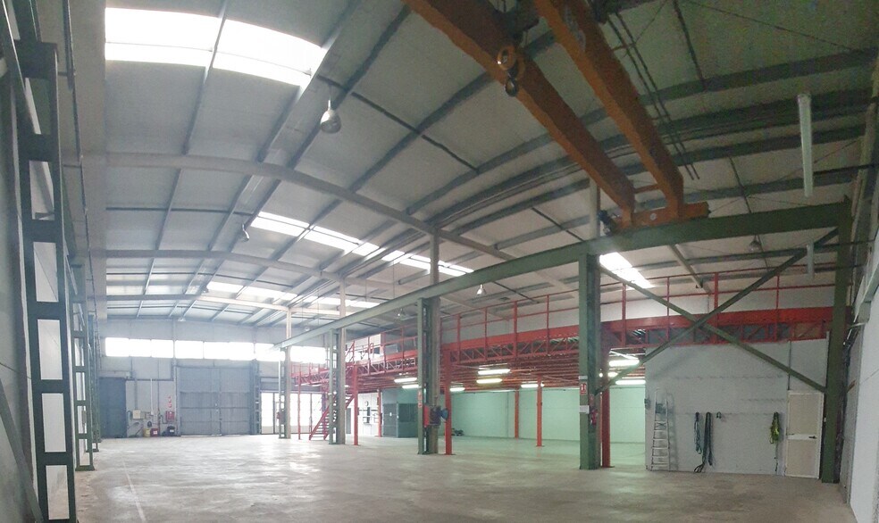 Industrial in Sant Vicenç dels Horts, Barcelona to rent - Interior Photo - Image 1 of 3
