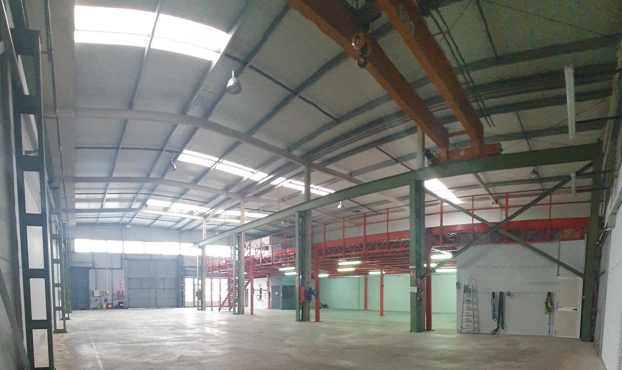 Industrial in Sant Vicenç dels Horts, Barcelona to rent Interior Photo- Image 1 of 4