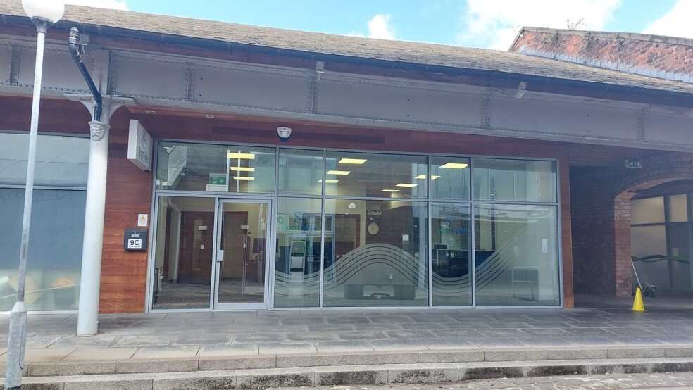 Camperdown St, Dundee to rent - Building Photo - Image 1 of 26